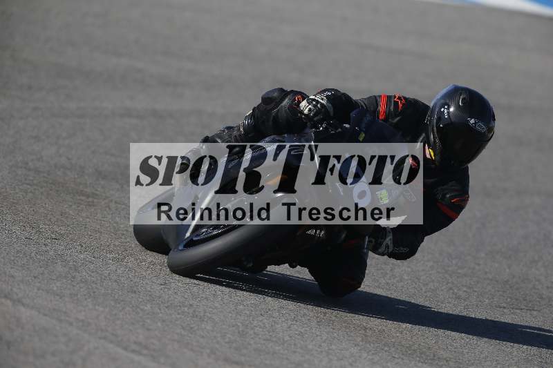 /Archiv-2024/02 29.01.-02.02.2024 Moto Center Thun Jerez/Gruppe schwarz-black/170